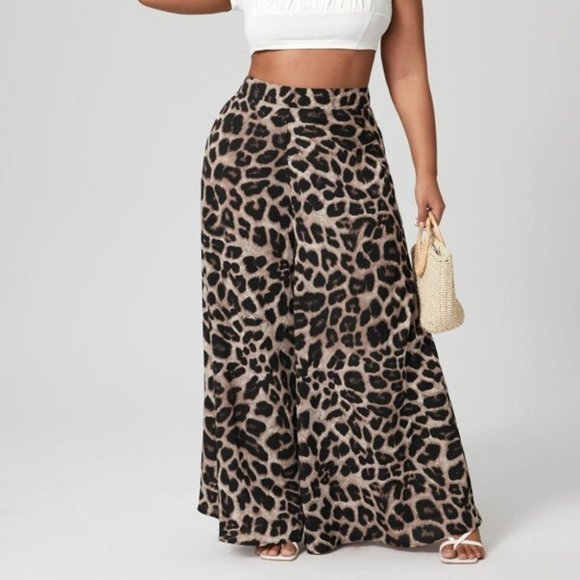 REG or PLUS Camel leopard print wide leg palazzo - Picture 4 of 12